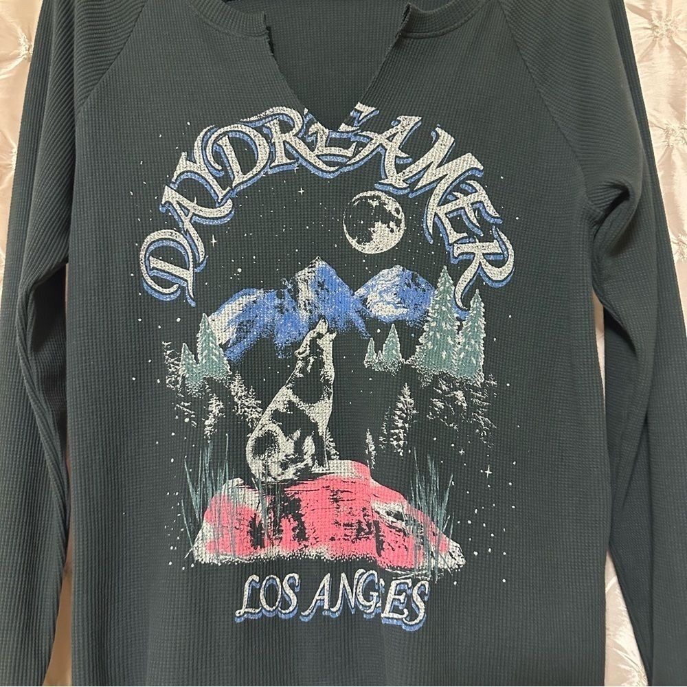 Daydreamer Los Angeles Gray Lone Wolf Graphic Long Sleeve Thermal Shirt Tee - Picture 3 of 11